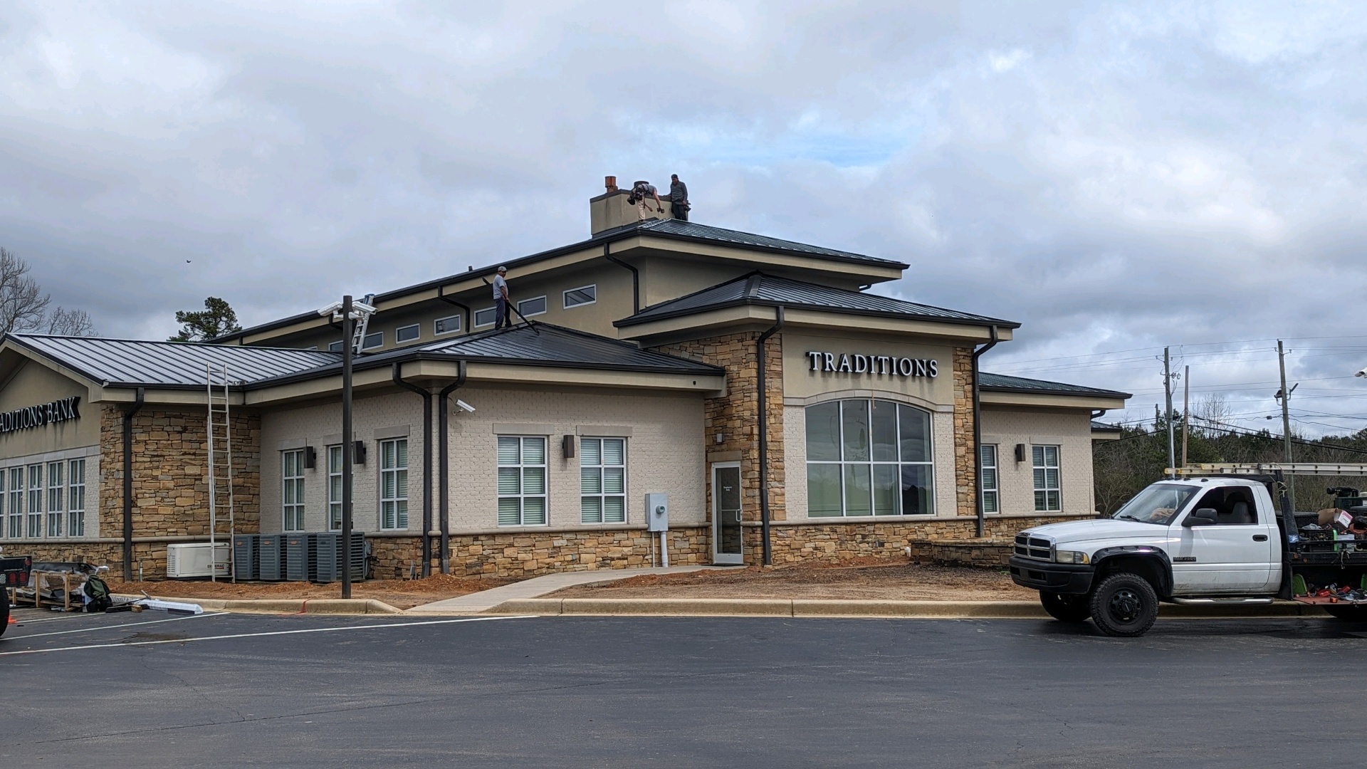 Traditions Bank — Commercial Metal by Phillips Roofing